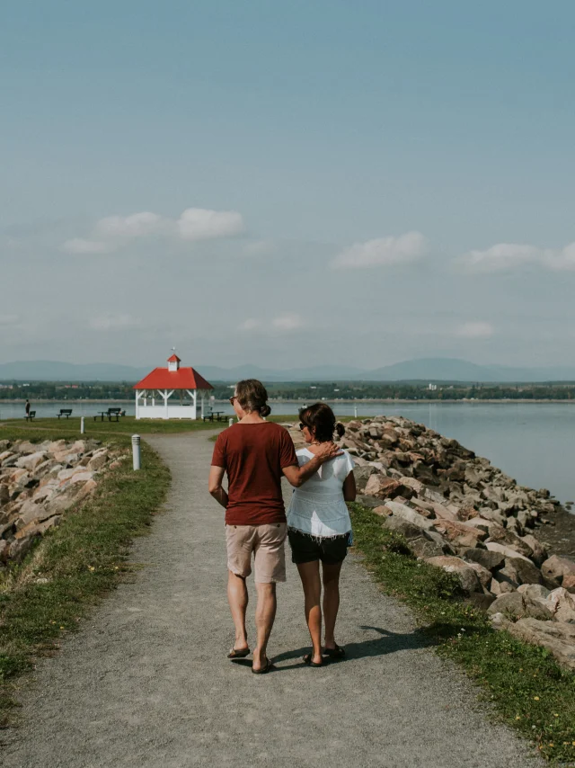 Couple à la marina, Marina de Saint-Michel-de-Bellechasse