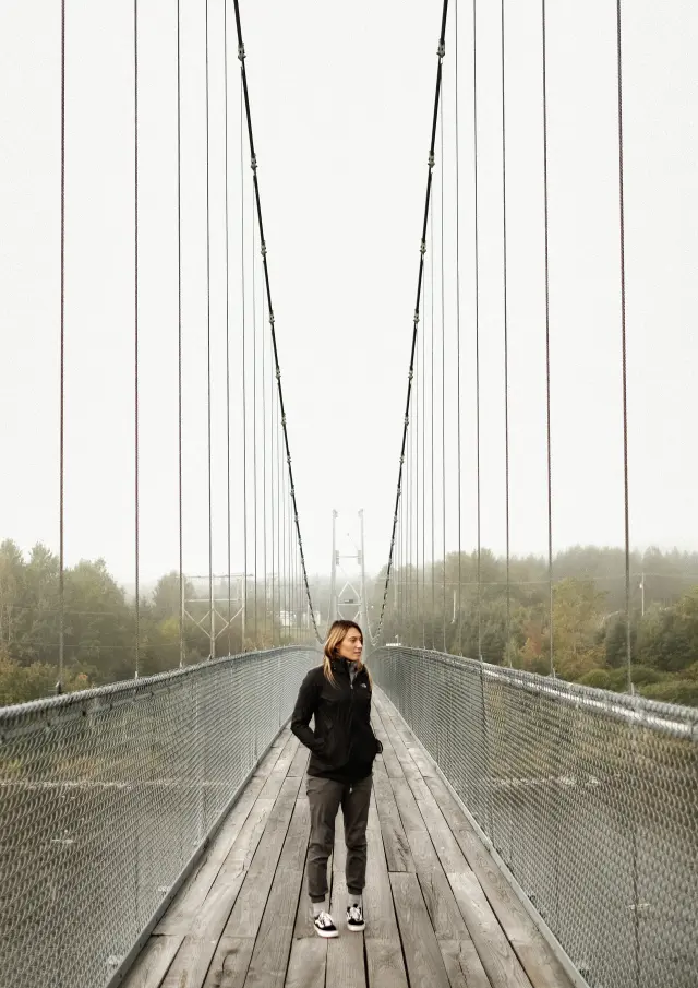 Suspension footbridge at Parc des Sept-Chutes in Saint-Georges-de-Beauce