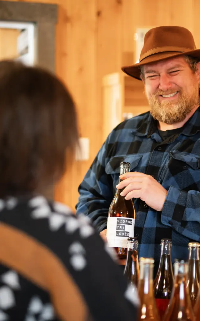 Dégustation de cidres au Domaine Ritt, situé à Cap-Saint-Ignace