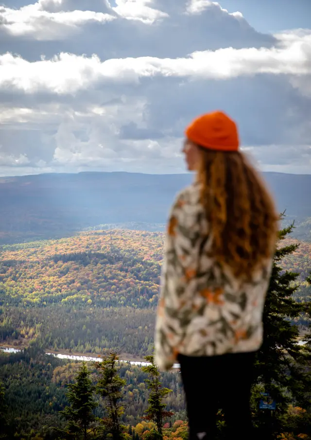 Vue du sommet du Mont Sugar Loaf dans le Parc des Appalaches à Sainte-Lucie-de-Beauregard