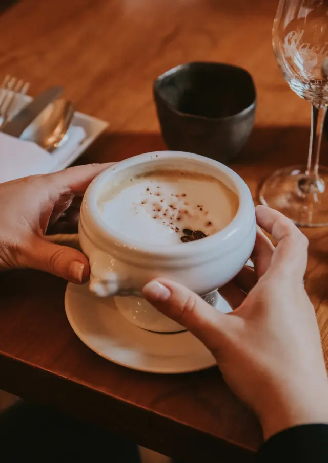 Bol de café au lait à l'Auberge des Glacis de L'Islet