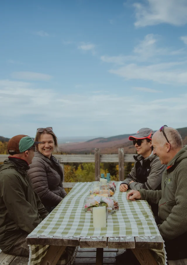 Tour gourmand guidé aux éoliennes dans Bellechasse par Beausite Tourisme