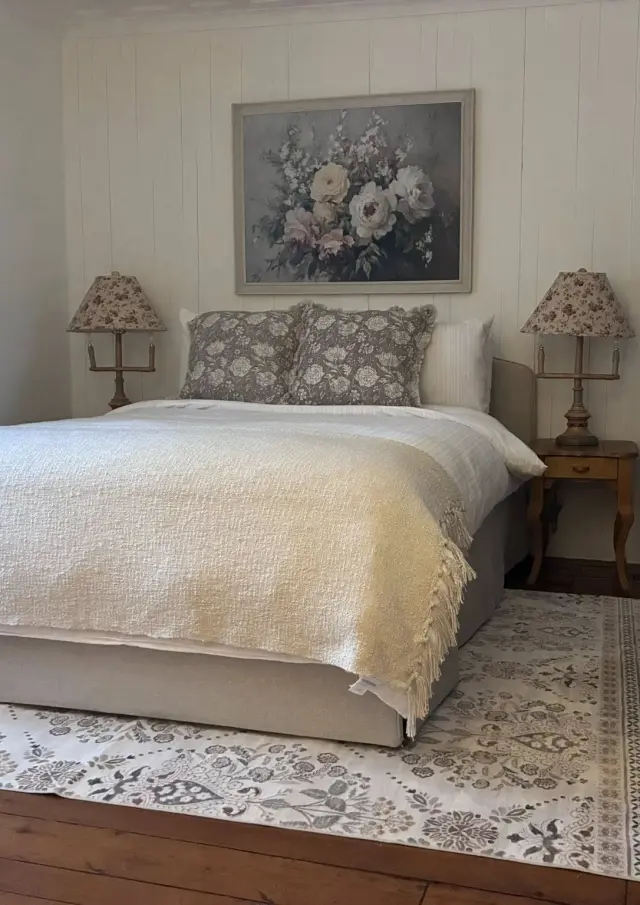 Chambre à coucher de la Maison Hortensia-Gîte d'élégance champêtre à Saint-Michel-de-Bellechasse