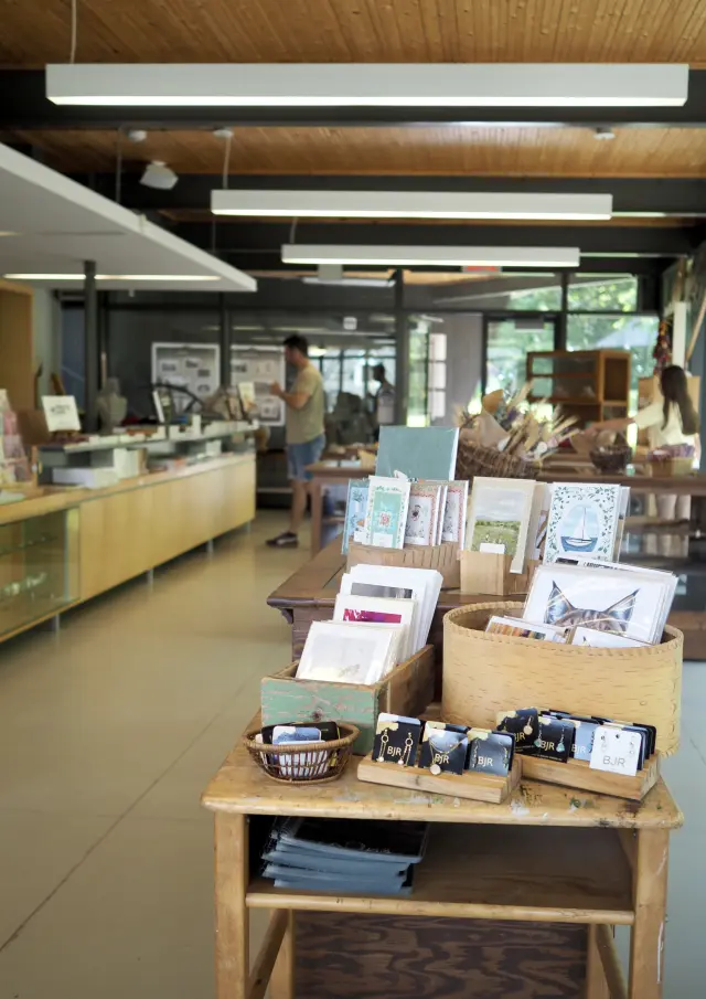 Boutique d'artisanat, La Seigneurie des Aulnaies | St-Roch-des-Aulnaies