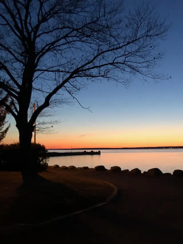 Coucher de soleil au Quai de Leclercville, Camping municipal Parc de l'île de Leclercville | Leclercville