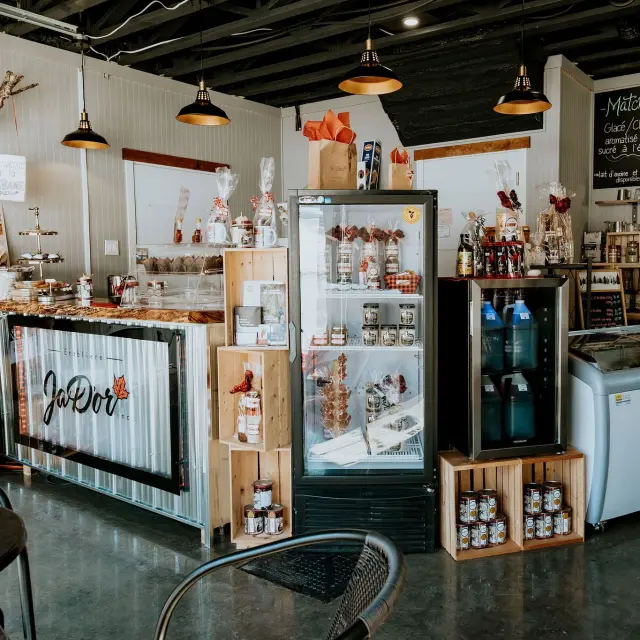 Erabliere Jador Inc Shop