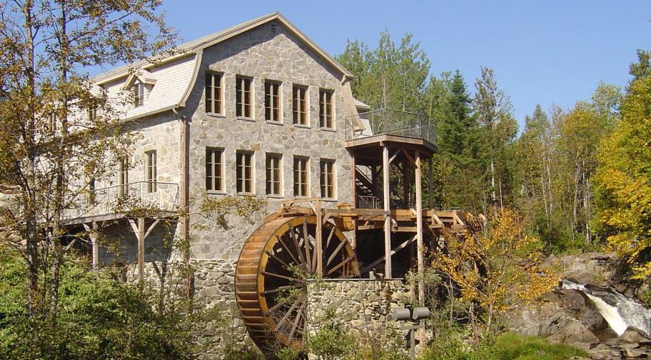 La roue du Moulin La Lorraine